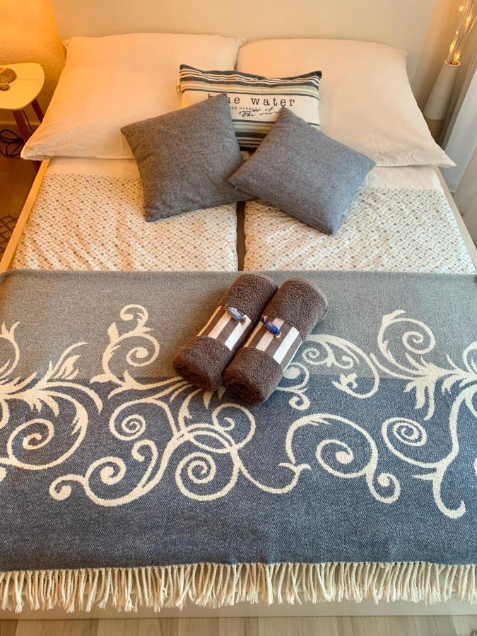 Apartment 'das Kleine Feine' - Ruhige, Helle Mit Parkplatz Und Balkon *