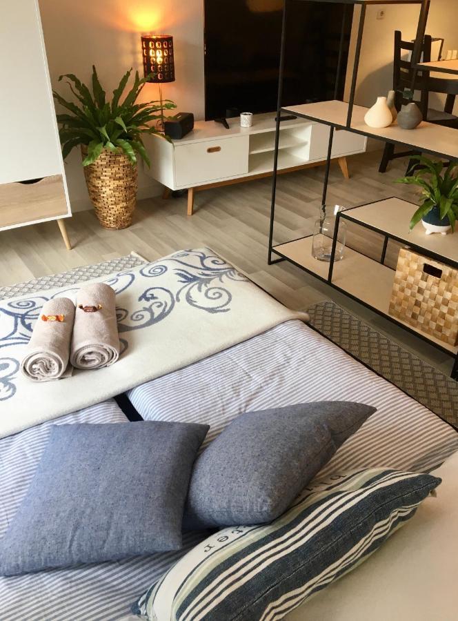 Apartment 'das Kleine Feine' - Ruhige, Helle Mit Parkplatz Und Balkon Pforzheim