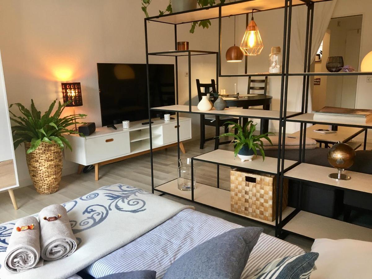 'das Kleine Feine' - Ruhige, Helle Mit Parkplatz Und Balkon Apartment *