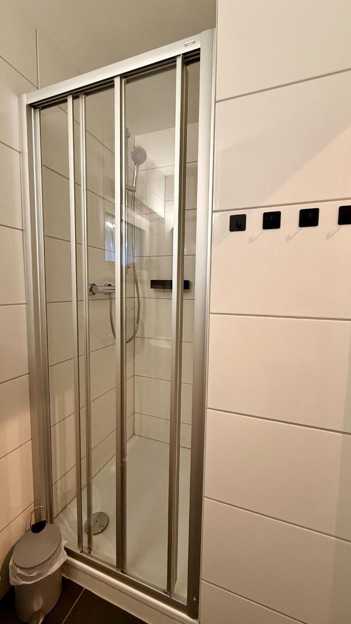 Apartment 'das Kleine Feine' - Ruhige, Helle Mit Parkplatz Und Balkon